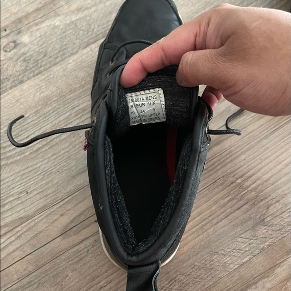 Levi’s - Picture 3 of 3